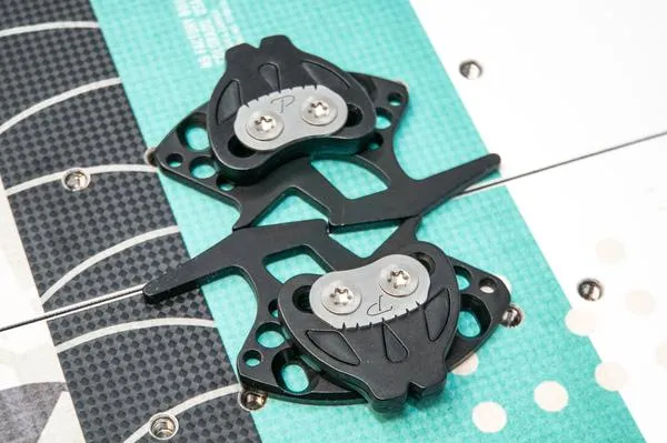 Phantom - Adjustable Split Cleats